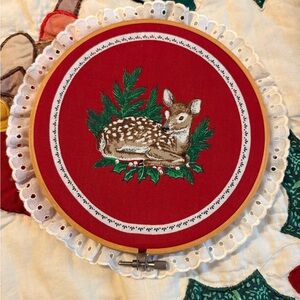 VTG Christmas Deer Winter Design Wall Hanging picture Hoop Decor